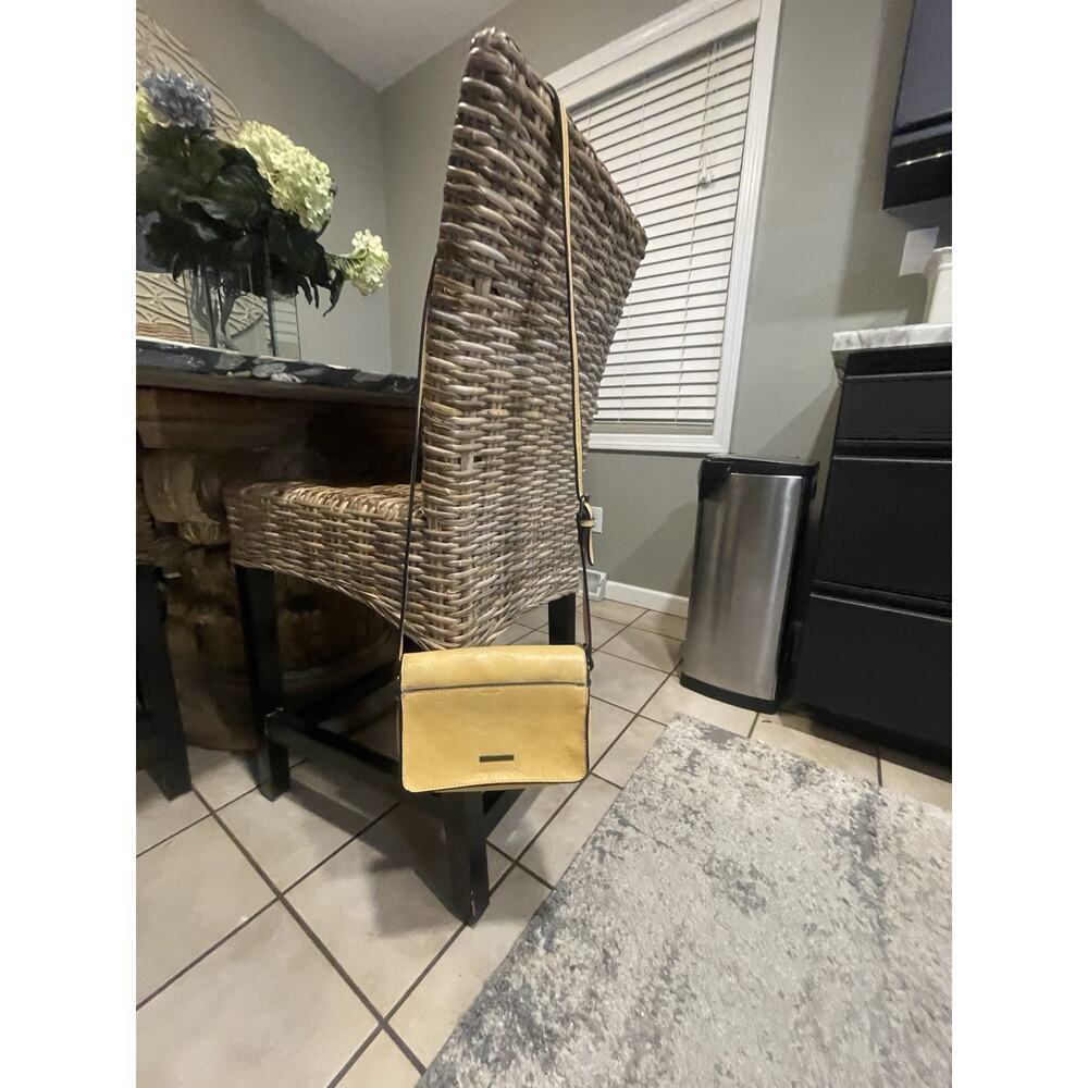 SIMPLY NOELLE Women's Crossbody Shoulder Bag Clutch Small Faux Leather Yellow​​ - Picture 2 of 6